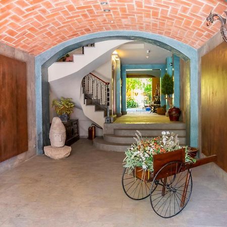 Apartaments Suites Sant Jordi Montbrió del Camp Zewnętrze zdjęcie