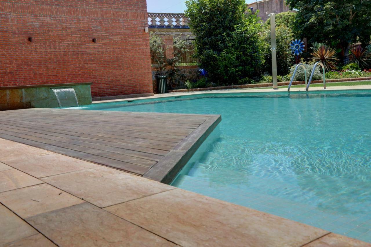 Apartaments Suites Sant Jordi Montbrió del Camp Zewnętrze zdjęcie
